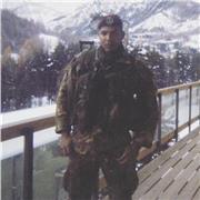 A Milano Ex-Parà FF. per ops.Speciali con 10Yrs di comprovata esperienza.Insegnante di Educazione fisica e difesa personale a 360•